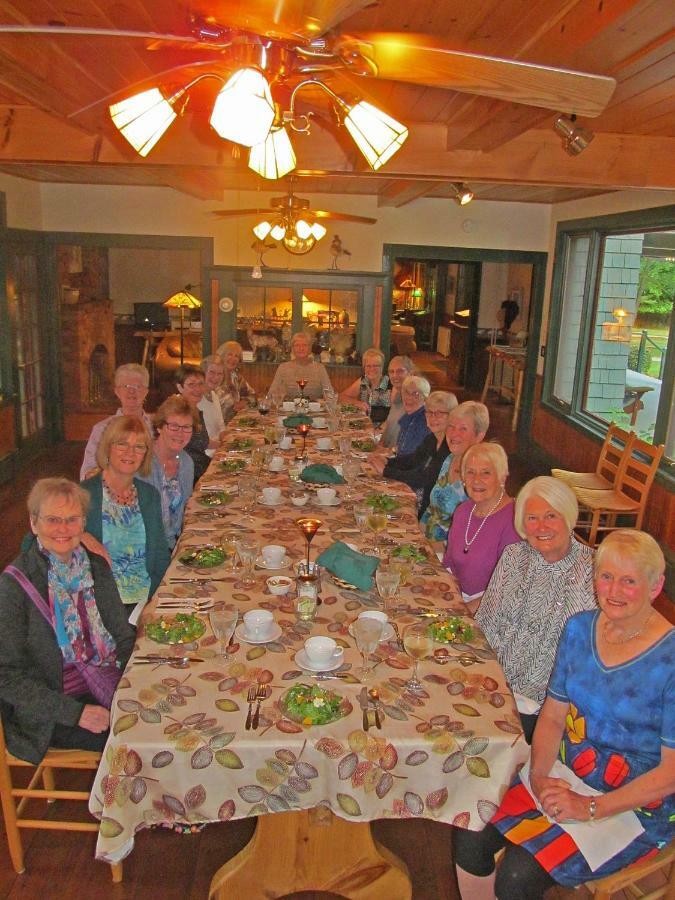 Trails End Inn Keene Valley Esterno foto